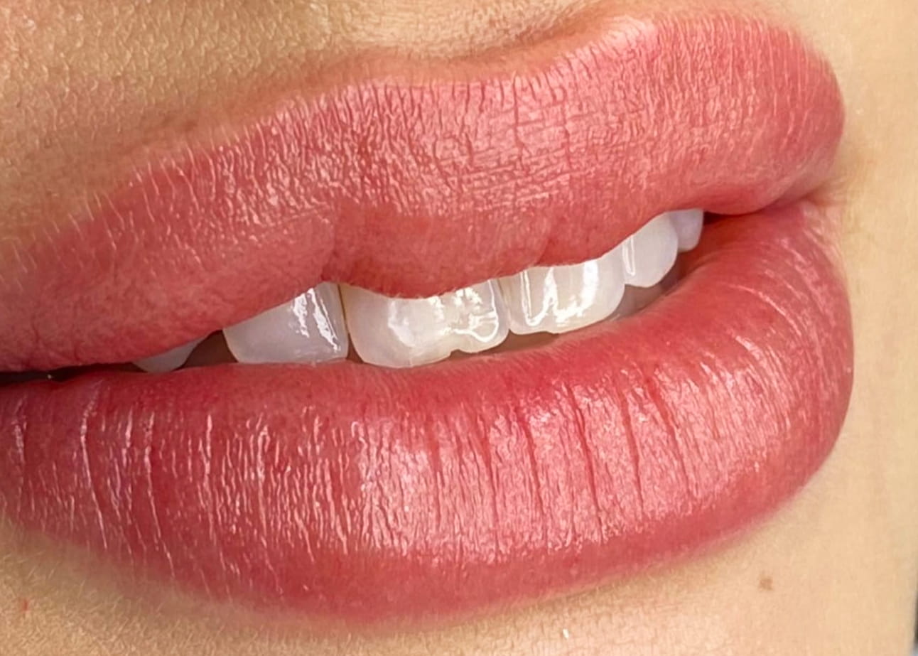 Micropigmentação labial
